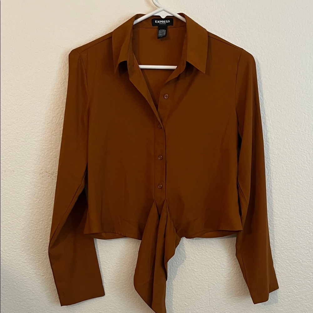 Cropped Long Sleeve Blouse